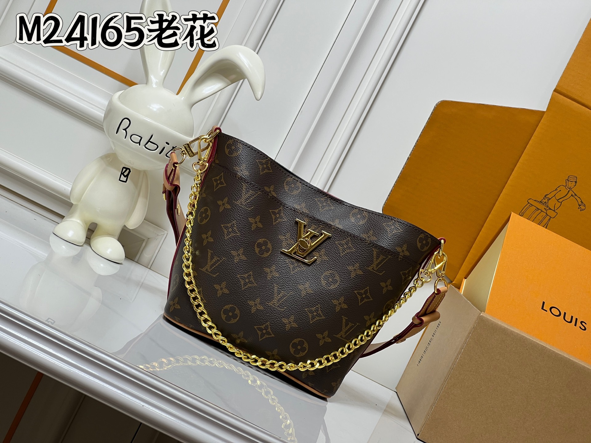 Louis Vuitton LV Classic Handbag Premium Canvas Model M12934 Interior Pocket Fashion Statement New Arrival